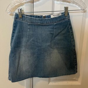 Reformation Evie Jean Skirt size 25
